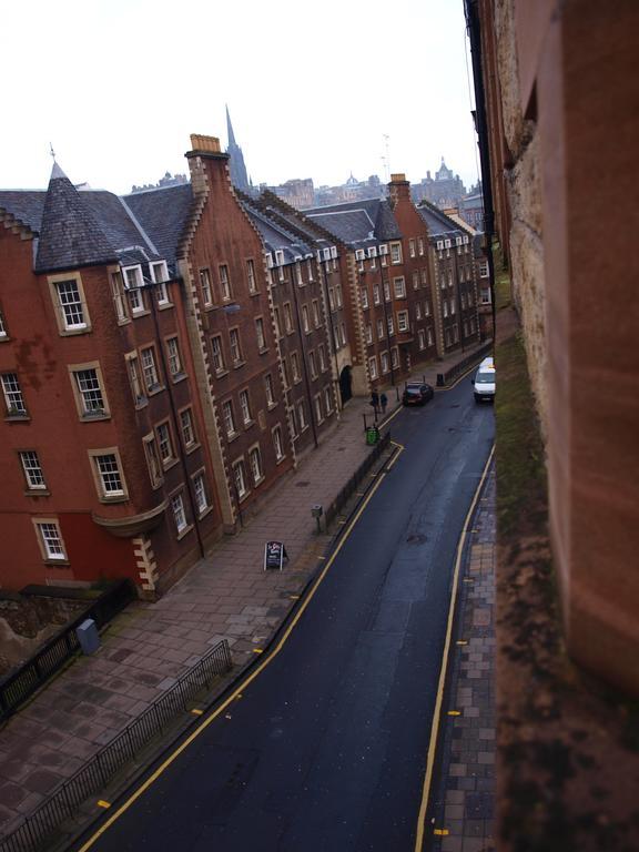 Edinburgh Old Town Apartment Номер фото